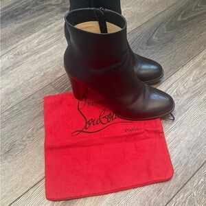 Christian Louboutin Black Leather Ankle Boots - 38.5